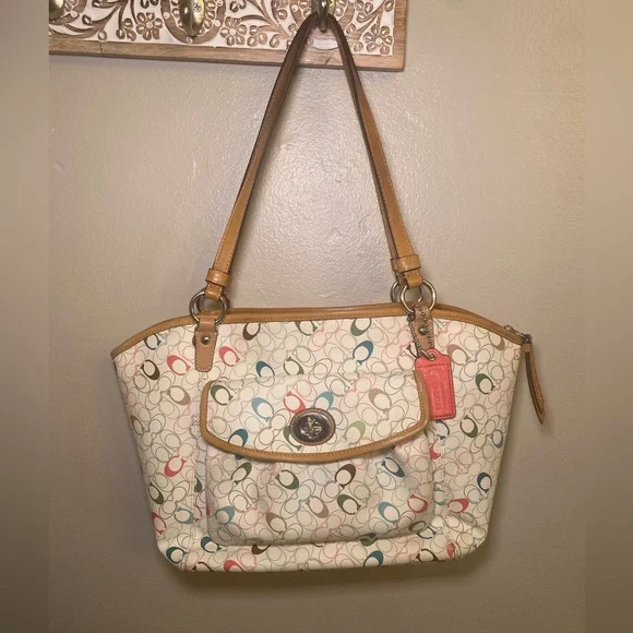 Coach Chelsea Signature C Monogram
Shoulder Tote Zip Bag Multicolor - Picture 1 of 9